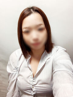 小柄で可愛らしい いちかちゃんが 入店致しました♪ 画像