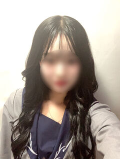 先日大人気の新人、かなさん 14時から再体乳です! 画像